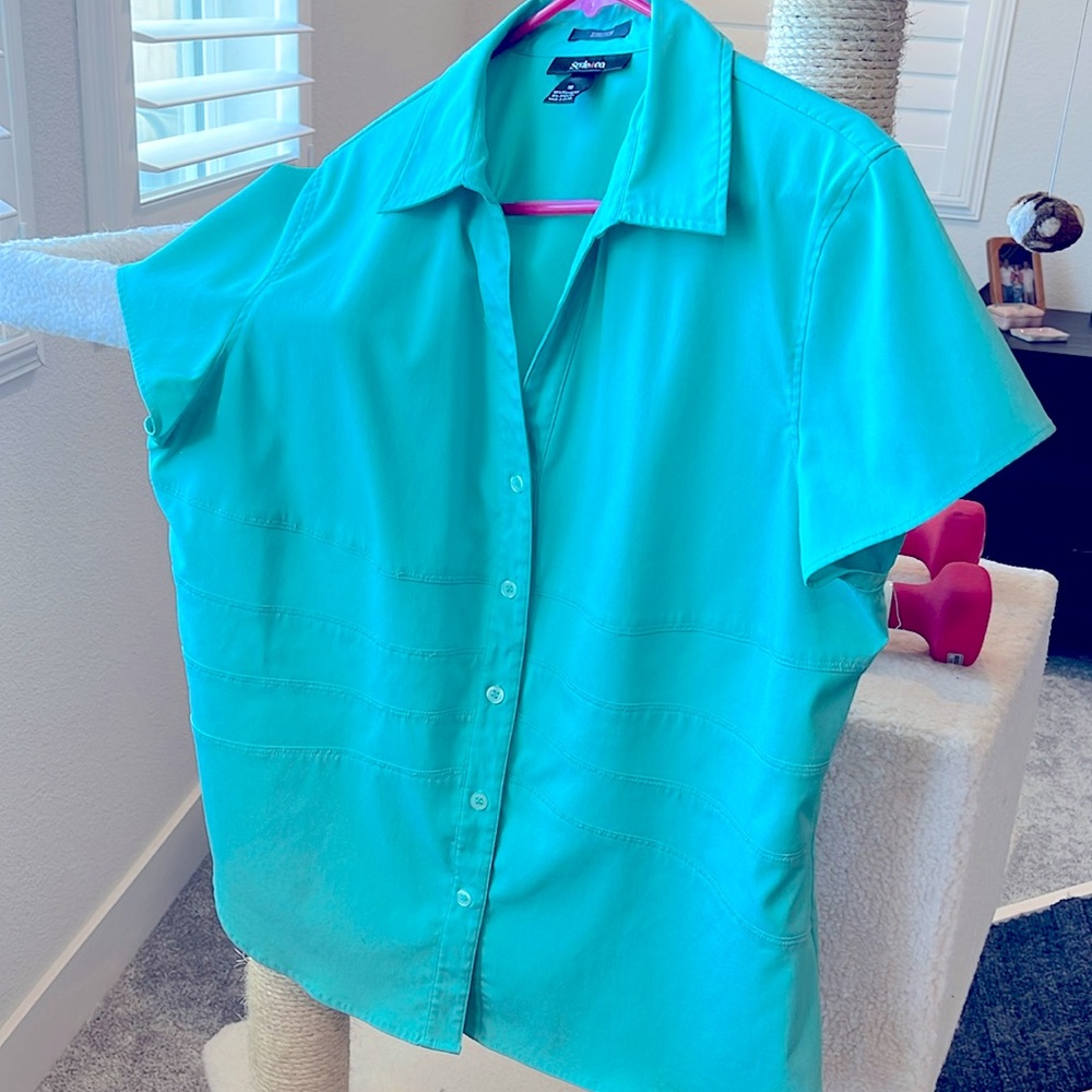 Women’s blouse